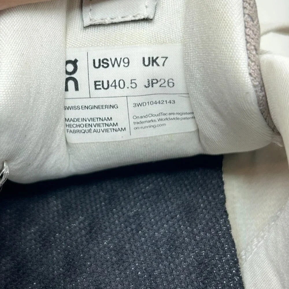 On Cloudsurfer Running Cushion Cloudtecphase Helion Sneaker Womens 9 - Picture 10 of 10